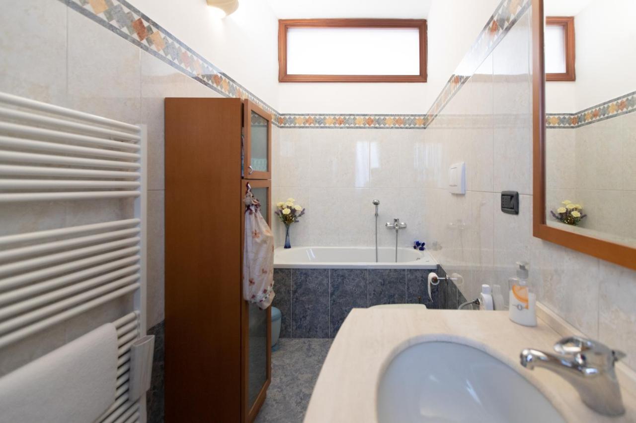 Hotel Anfol Bari Exterior foto