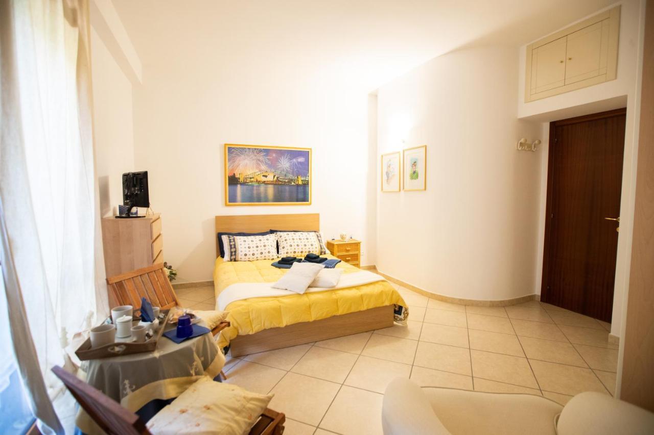 Hotel Anfol Bari Exterior foto